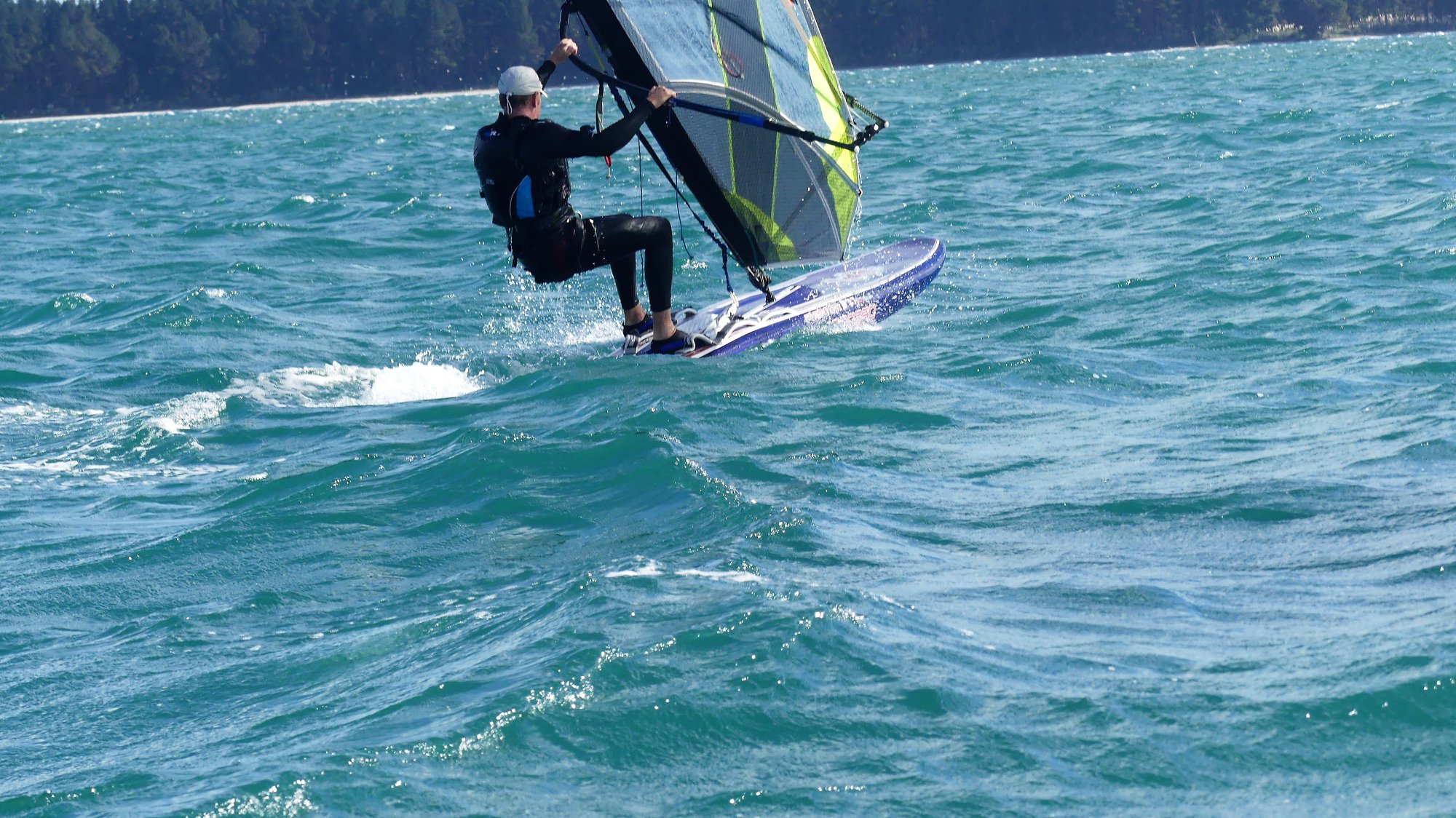 GM0370 wind surf.jpg