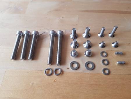 Buy Manta MONO Screws Set in NZ. 